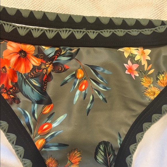 Floral Bikini Set with Black Accents - Picture 2 of 4